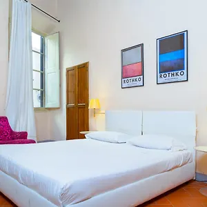 Apartment Elegant Near Piazza Della Signoria